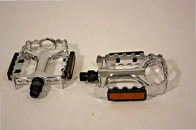 Breezer Alloy Cage Platform Bicycle Pedals 9/16 Silver MTB, Hybrid, Urban PD 5