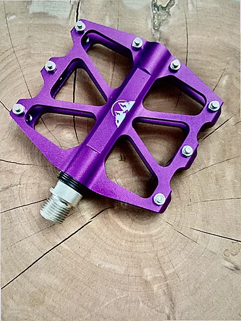 CyclePunk Coldsmoke Bicycle Pedals Platform 9/16 Sealed Cartridge Bearings.