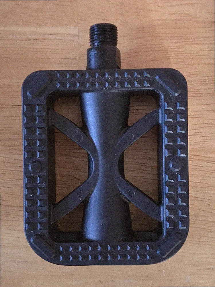 Hybrid 9/16 BIcycle Pedals City Streat Railtrail Black 3x3.5 Inch Platform